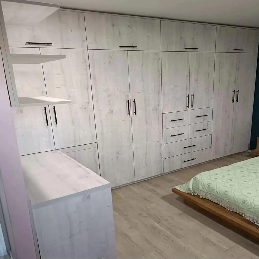 Instalación de ventanas y muebles